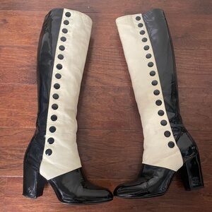 Channel Bicolor Boots